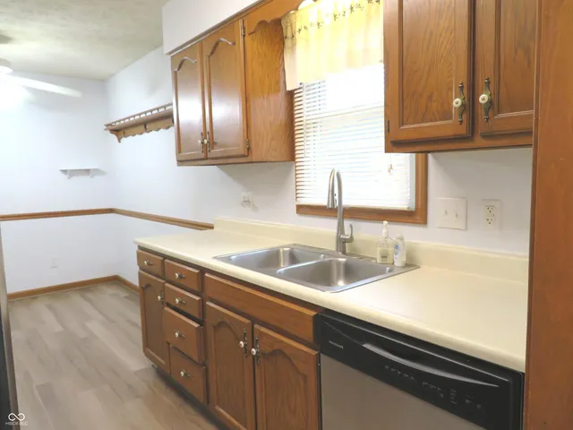 $245,000 | 212 Hamilton Street, Brownsburg, IN 46112