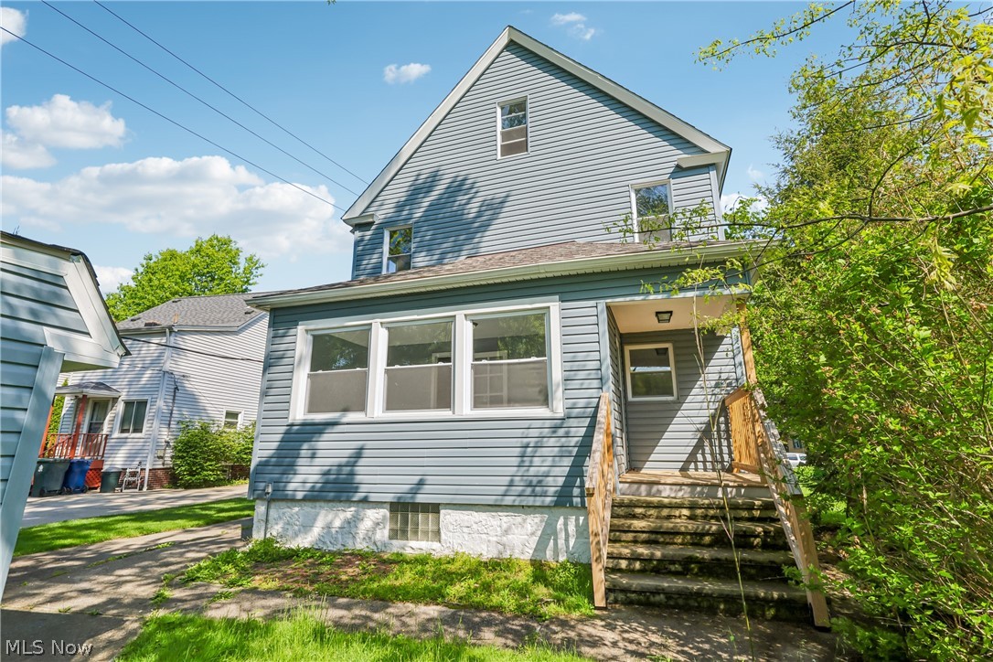 4012 Bluestone Road Cleveland, OH 44121 - Photo 10 of 25