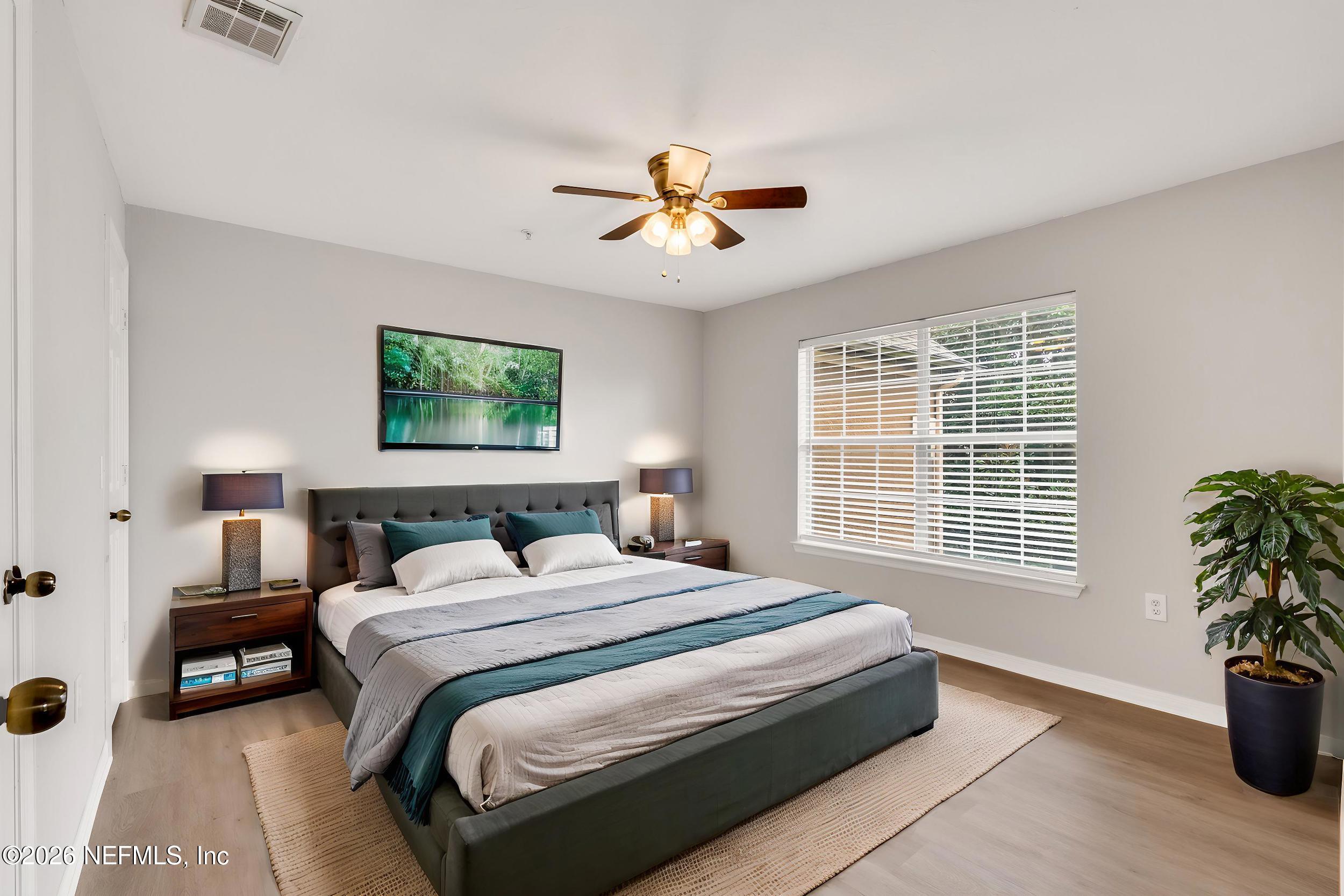 10961 Burnt Mill Road, Unit 935 Jacksonville, FL 32256 - Photo 20 of 32 Bedroom with furniture