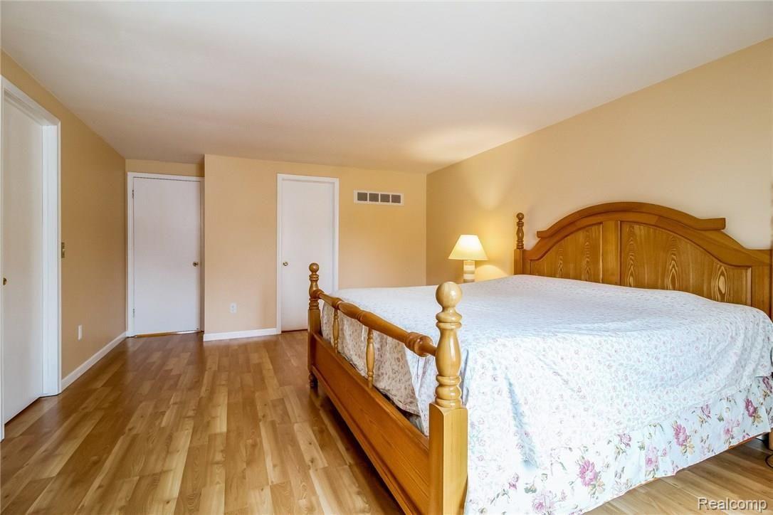 3353 Palm Aire Court Rochester, MI 48309 - Photo 29 of 43 030-Bedroom-5522999-medium.jpg