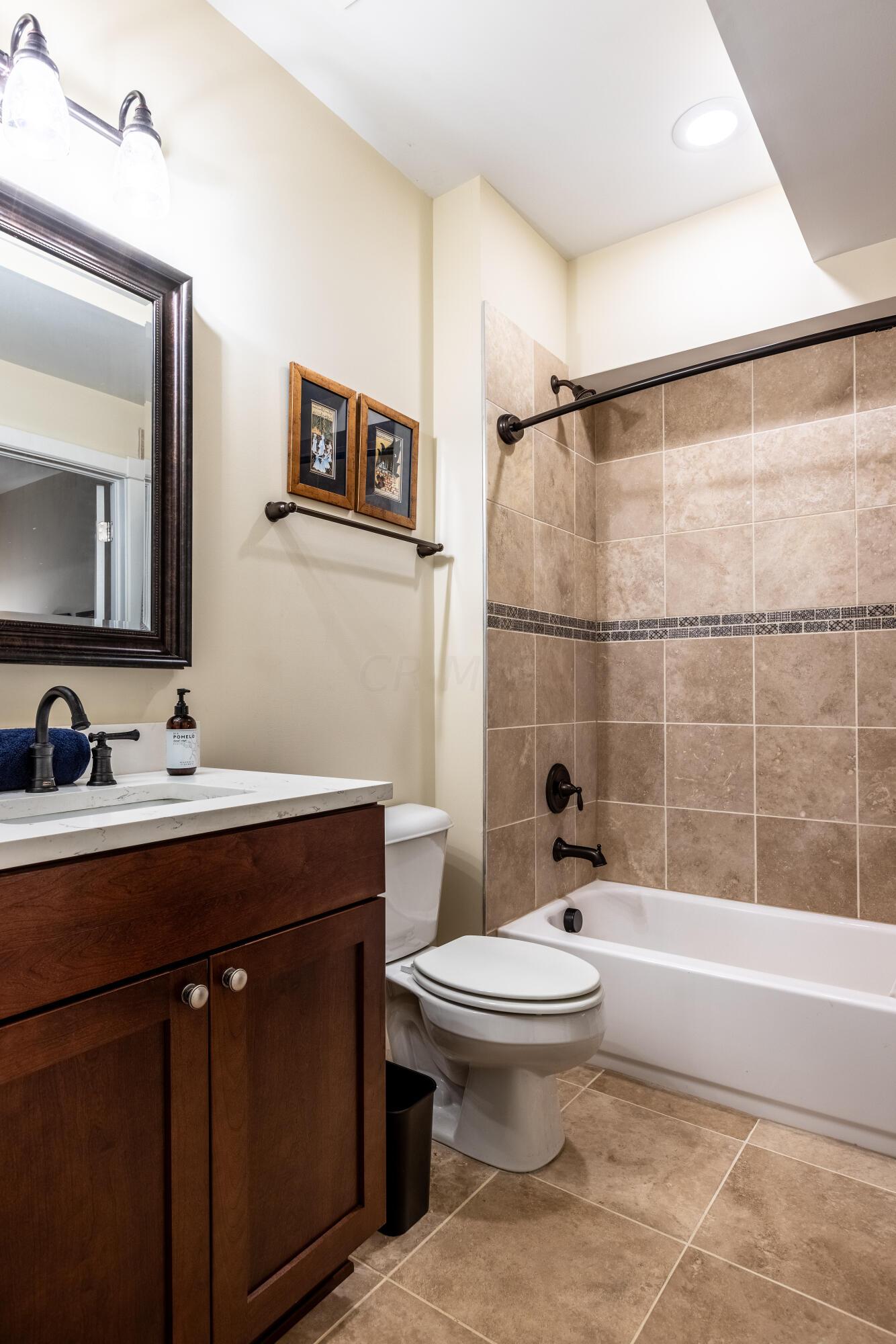 154 Punta Alley Columbus, OH 43201 - Photo 39 of 56 Bathroom 3