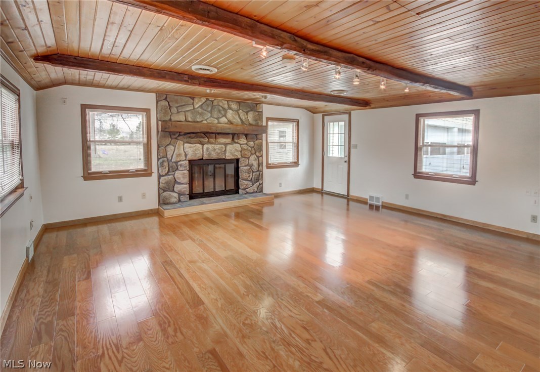 3887 East Pleasant Valley Road Independence, OH 44131 - Photo 9 of 34