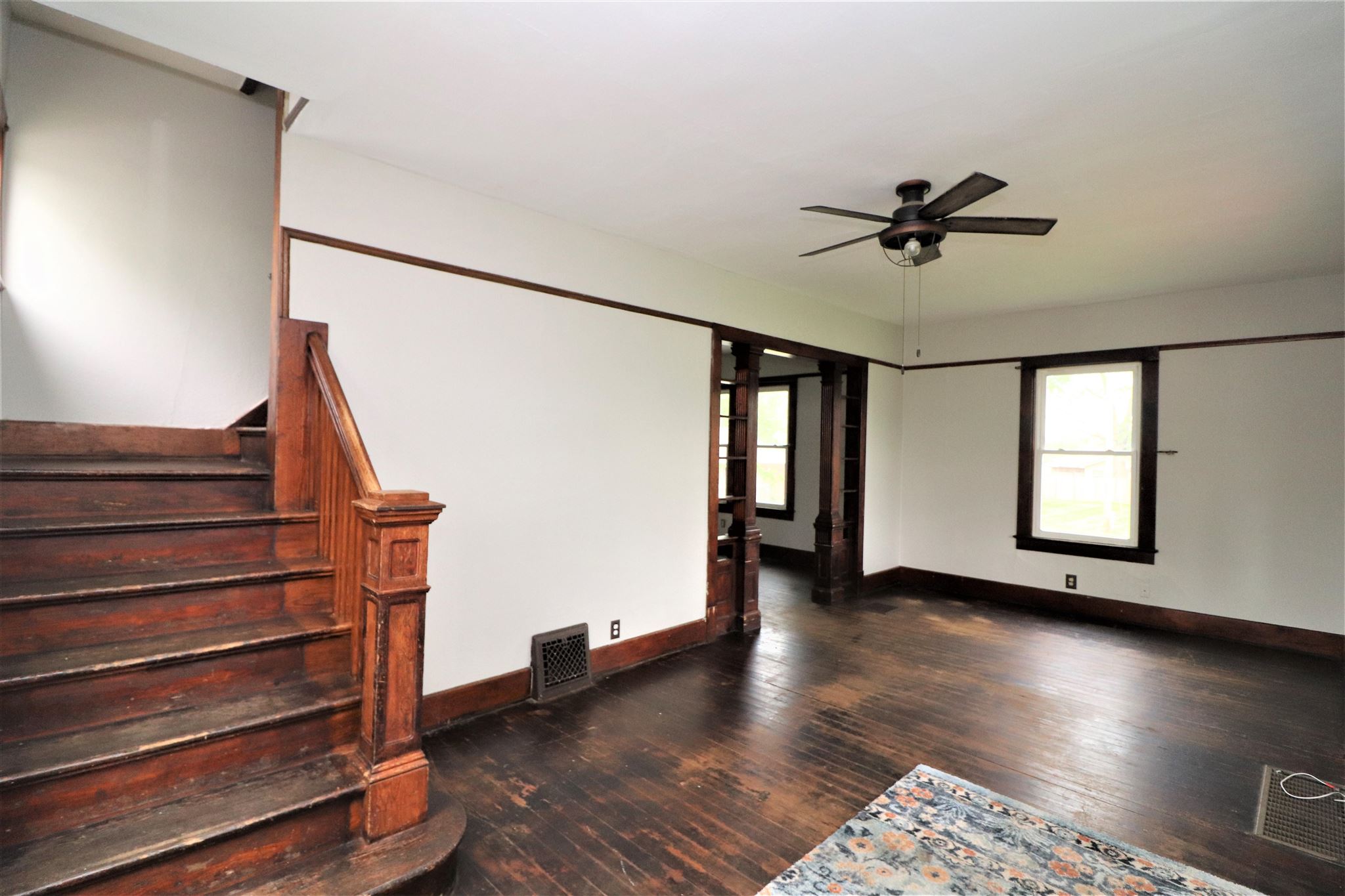 1207 North Hill Street Springfield, IL 62702 - Photo 2 of 28 Gallery Image 2