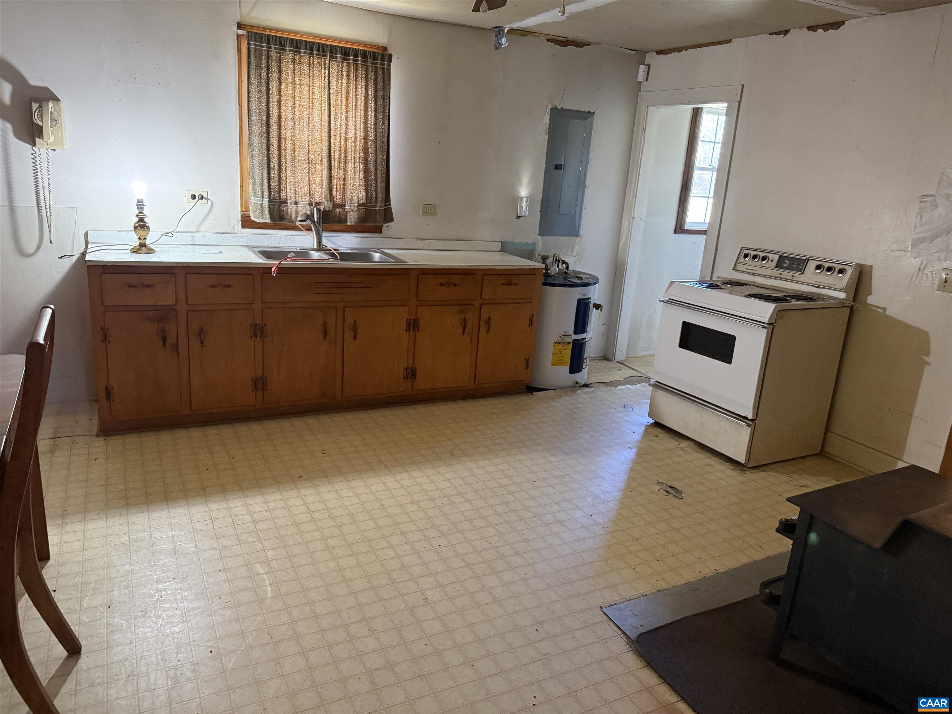 3837 Cedar Lane Road Kents Store, VA 23084 - Photo 17 of 40