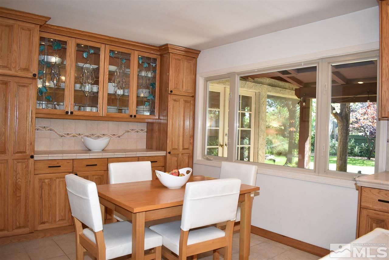 1880 Sharon Way Reno, NV 89509 - Photo 10 of 25 a view of a dining room with a table and chairs