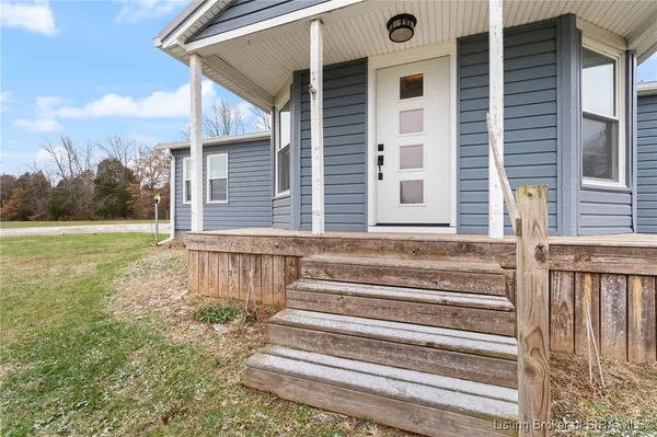 $189,900 | 11098 South Sunny Way, Hardinsburg, IN 47125