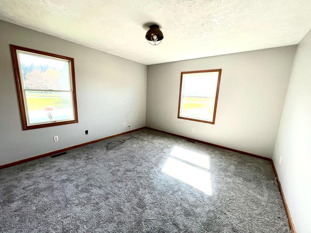 7621 Ridge Road Fredericktown, OH 43019 - Photo 12 of 29 PHOTO-2022-10-09-22-34-50 18