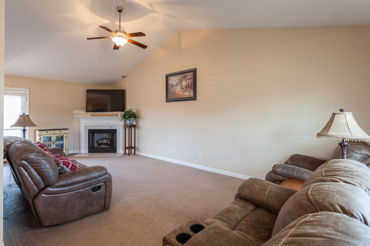 11424 Raleigh Road Four Oaks, NC 27524 - Photo 5 of 25 Photo 5