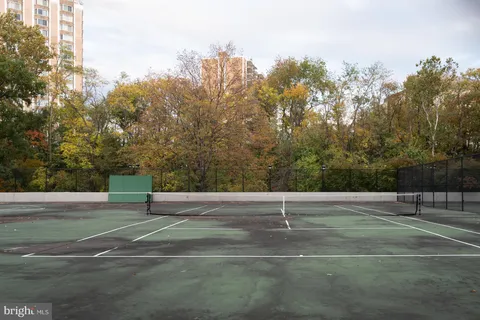 $249,900 | 6301 Stevenson Avenue, Unit 806, Alexandria, VA 22304