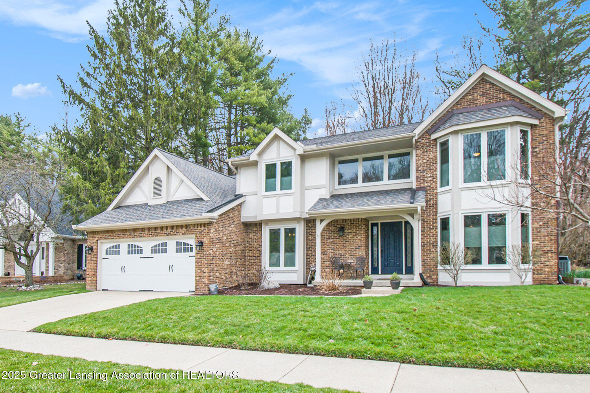 2532 Dustin Road Okemos, MI 48864 - Photo 1 of 60 2532 Dustin. Front