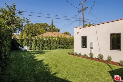 $1,895,000 | 3169 Garden Avenue, Los Angeles, CA 90039
