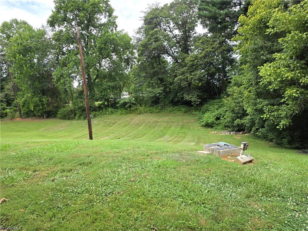 117 Locust Road King, NC 27021 - Photo 13 of 14