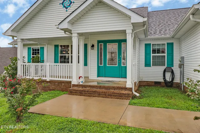 $384,900 | 611 Imperial Drive, Sparta, TN 38583