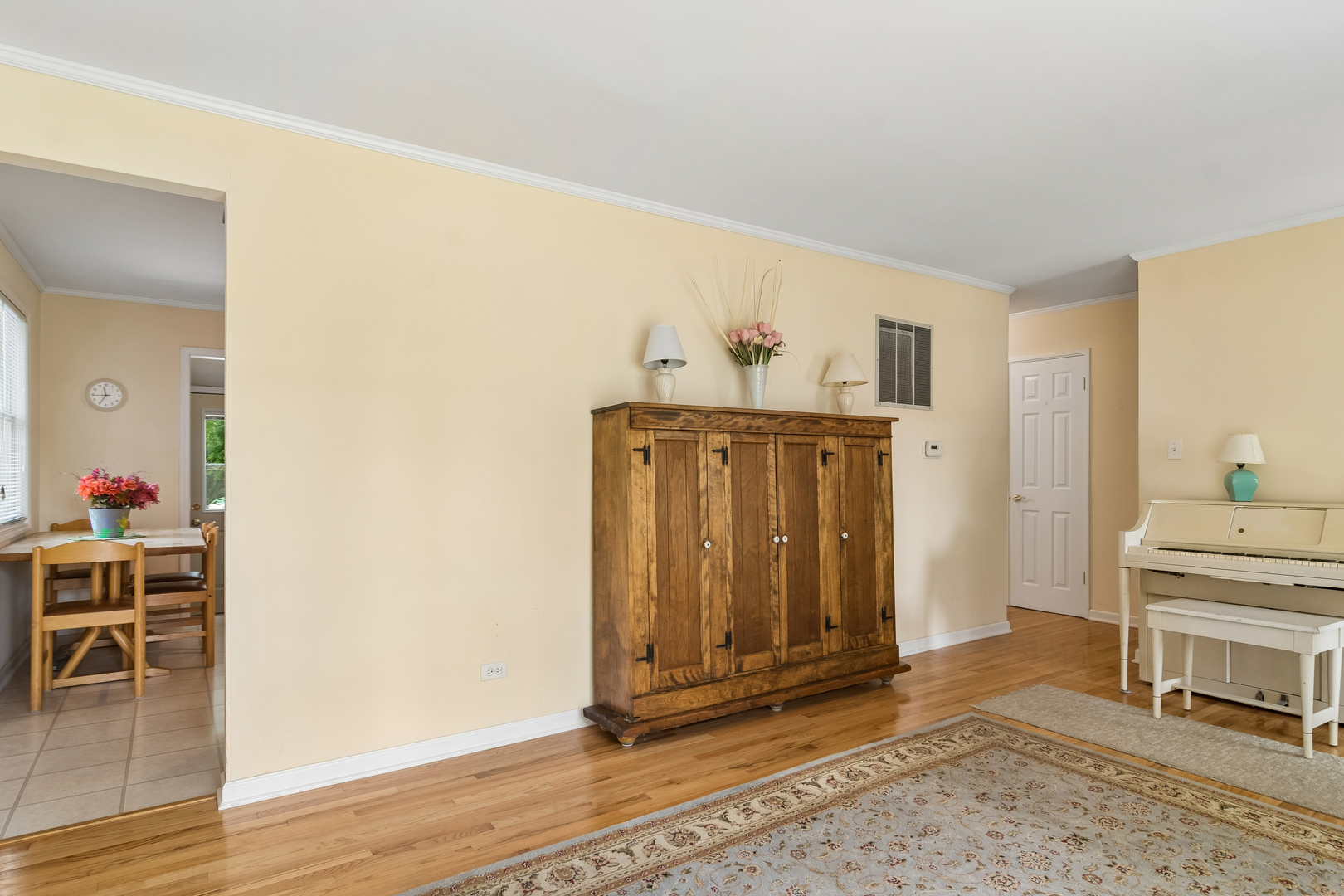2102 George Street Rolling Meadows, IL 60008 - Photo 7 of 24
