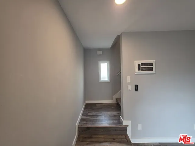 $3,000 | 210 South Lucia Avenue, Unit 3, Redondo Beach, CA 90277