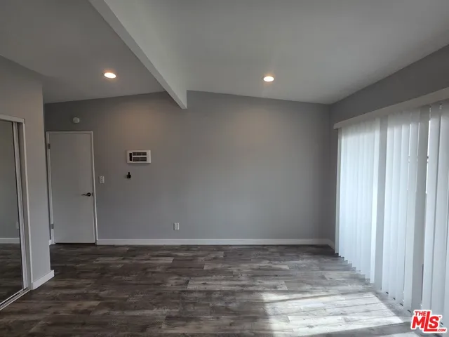 $3,000 | 210 South Lucia Avenue, Unit 3, Redondo Beach, CA 90277