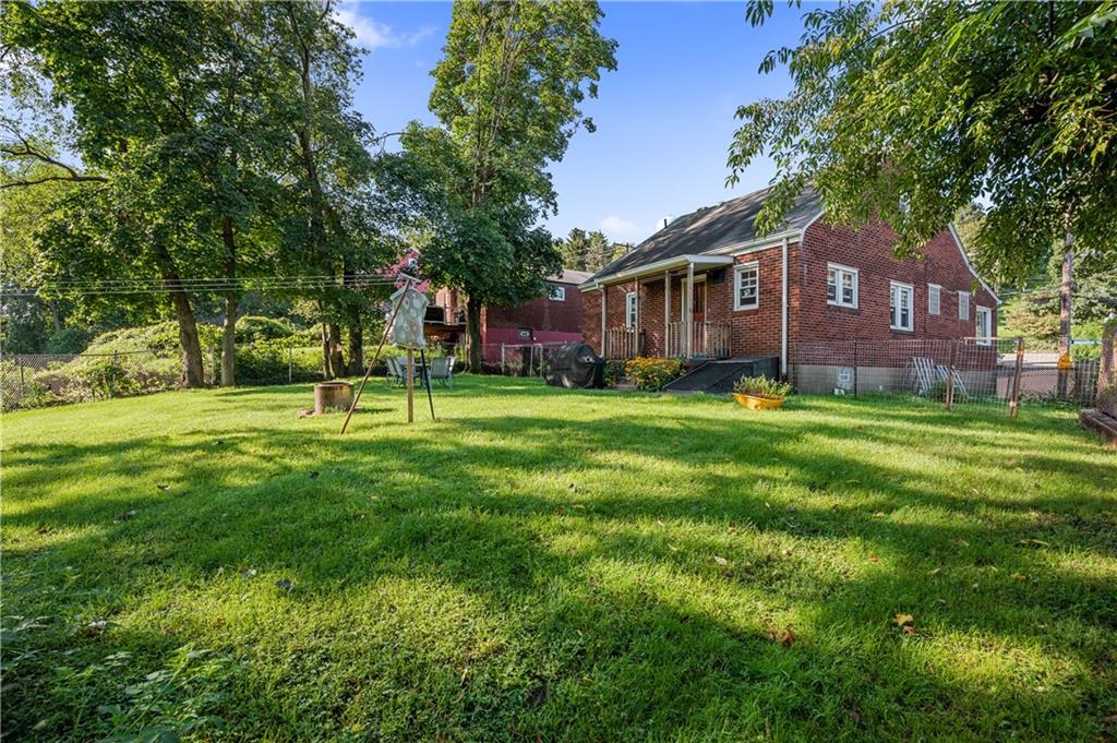 592 Blessing Street Pittsburgh, PA 15213 - Photo 1 of 21 Gallery Image 1