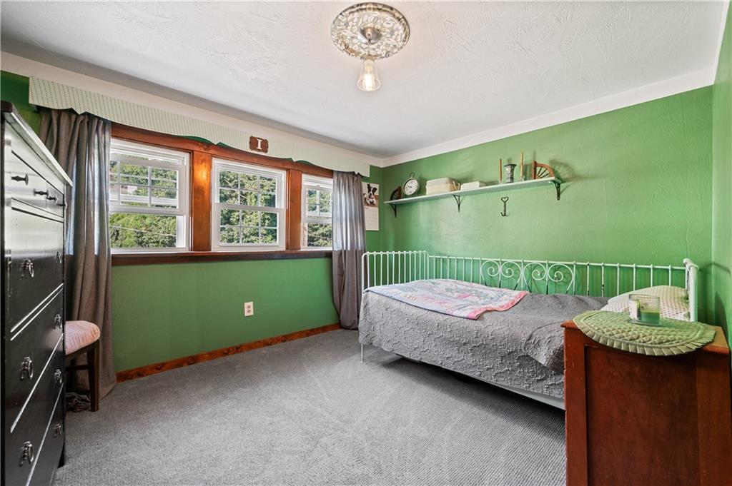 592 Blessing Street Pittsburgh, PA 15213 - Photo 13 of 21 Gallery Image 13