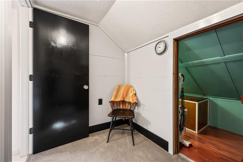 592 Blessing Street Pittsburgh, PA 15213 - Photo 15 of 21 Gallery Image 15