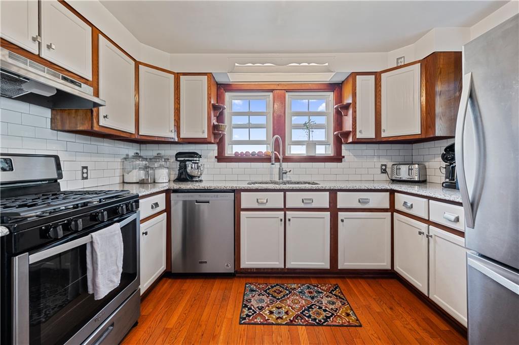 592 Blessing Street Pittsburgh, PA 15213 - Photo 7 of 21 Gallery Image 7