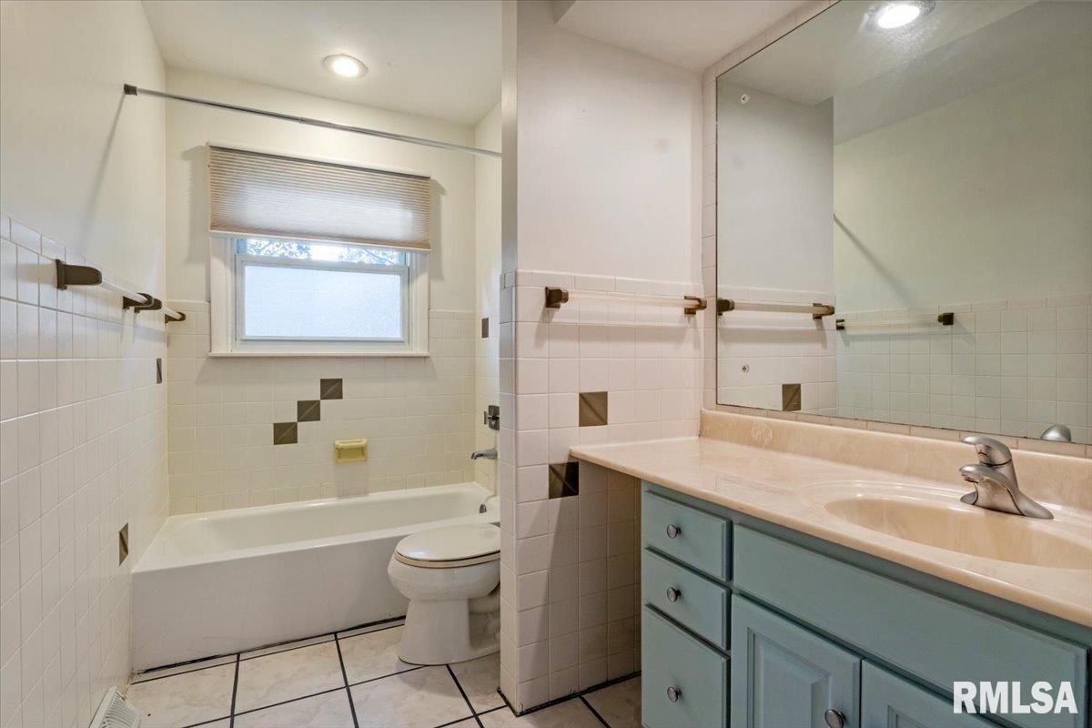 45 Bonnie Brook Road Chatham, IL 62629 - Photo 18 of 29 Gallery Image 18