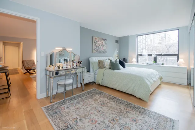 $445,000 | 1250 North Dearborn Street, Unit 5B, Chicago, IL 60610