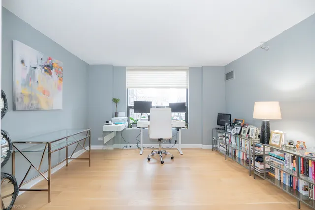 $445,000 | 1250 North Dearborn Street, Unit 5B, Chicago, IL 60610