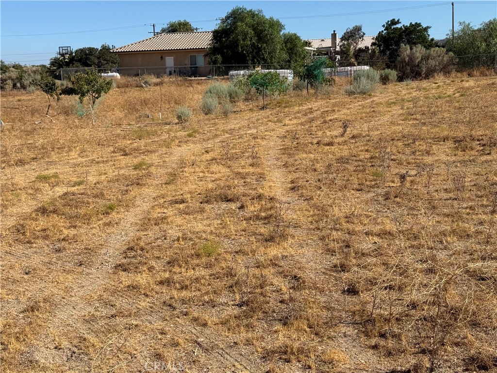 9934 Lager Road Phelan, CA 92371 - Photo 10 of 28 Gallery Image 10