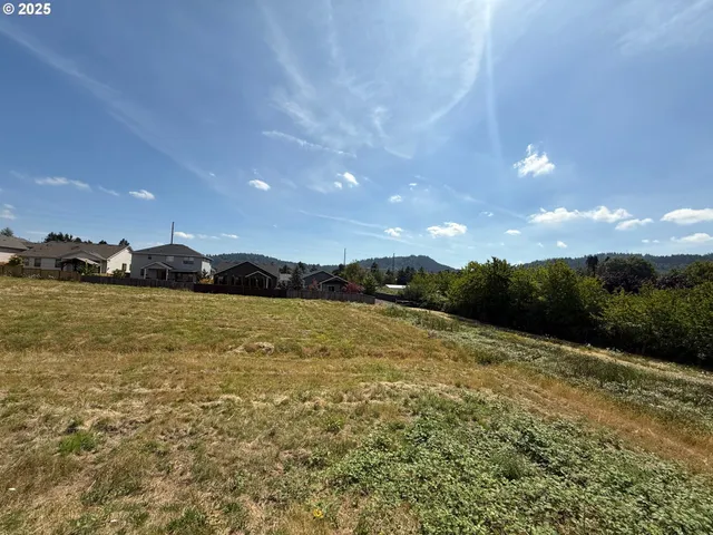 $1,200,000 | Southwest Hartley Avenue, Gresham, OR 97080