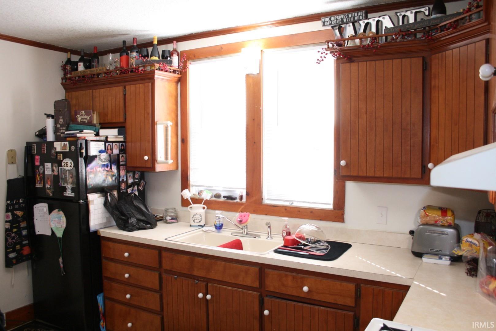 607 West Monroe Street Decatur, IN 46733 - Photo 8 of 32