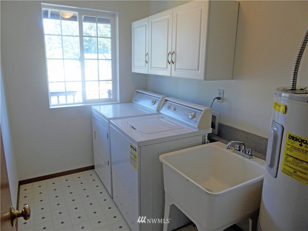 18343 Brandywine Court Southwest Rochester, WA 98579 - Photo 15 of 24