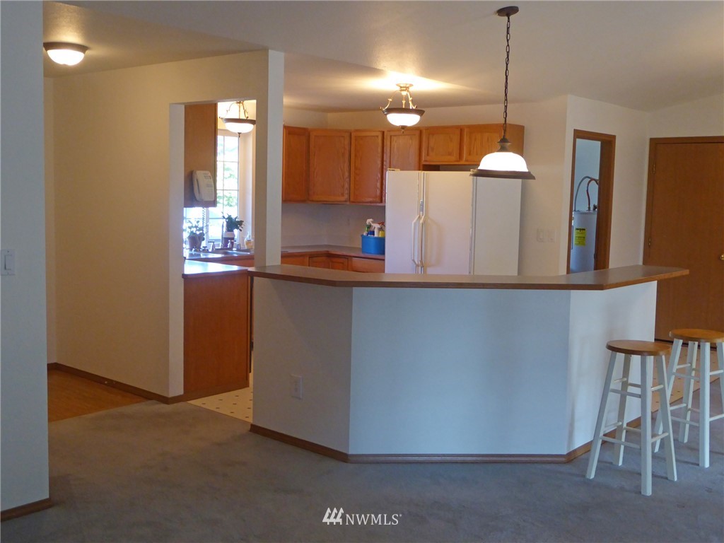 18343 Brandywine Court Southwest Rochester, WA 98579 - Photo 3 of 24