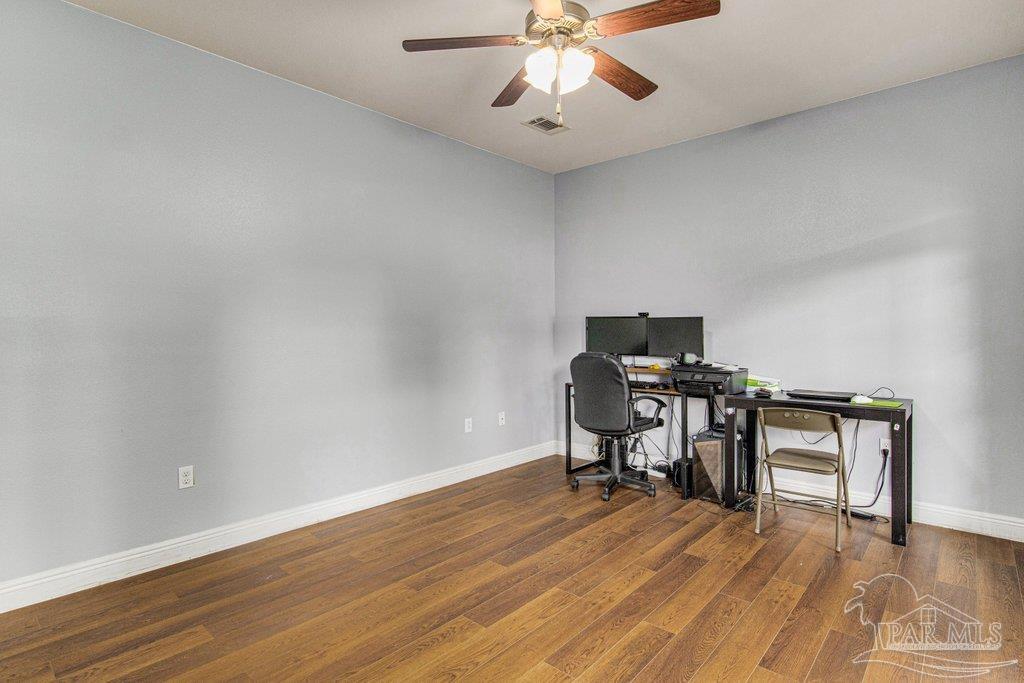5576 Heatherton Road Milton, FL 32570 - Photo 13 of 45 Gallery Image 13