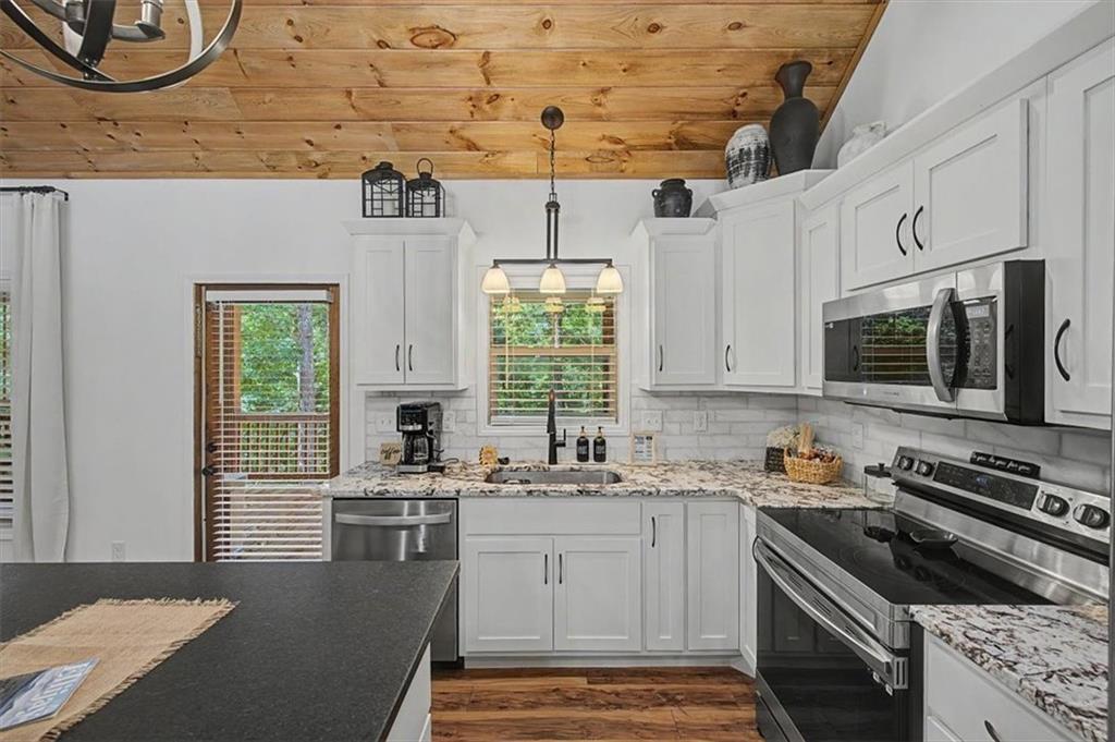 617 Zenith Trail Ellijay, GA 30540 - Photo 13 of 59