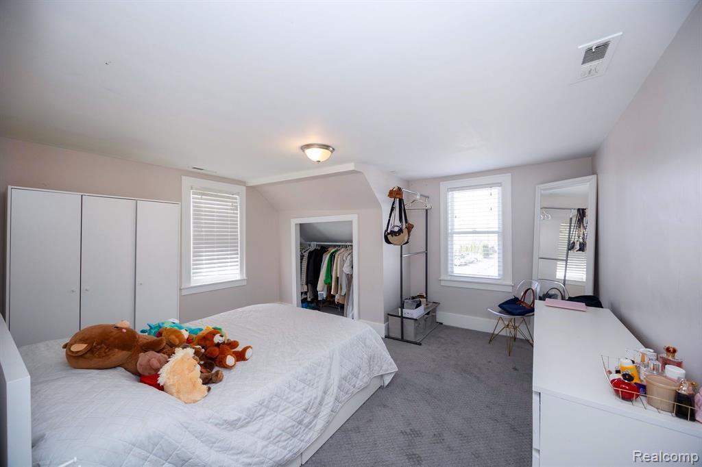 1874 North Gulley Road Dearborn, MI 48128 - Photo 32 of 48 Gallery Image 32