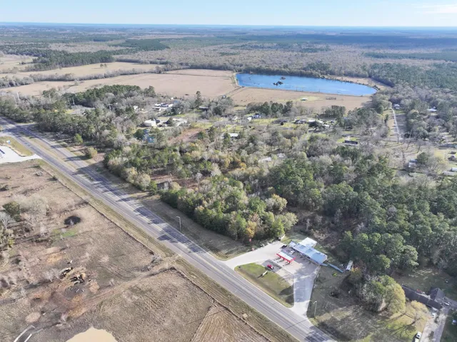 $165,000 | 2221 FM 770 Road South, Hull, TX 77564