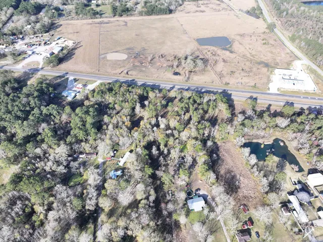 $165,000 | 2221 FM 770 Road South, Hull, TX 77564