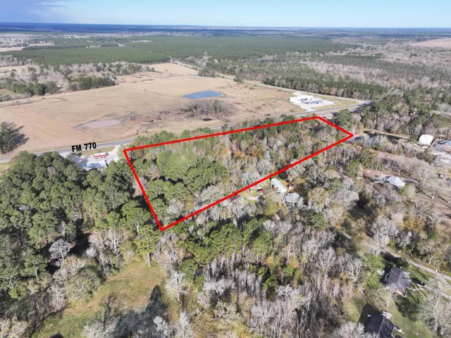 $165,000 | 2221 FM 770 Road South, Hull, TX 77564