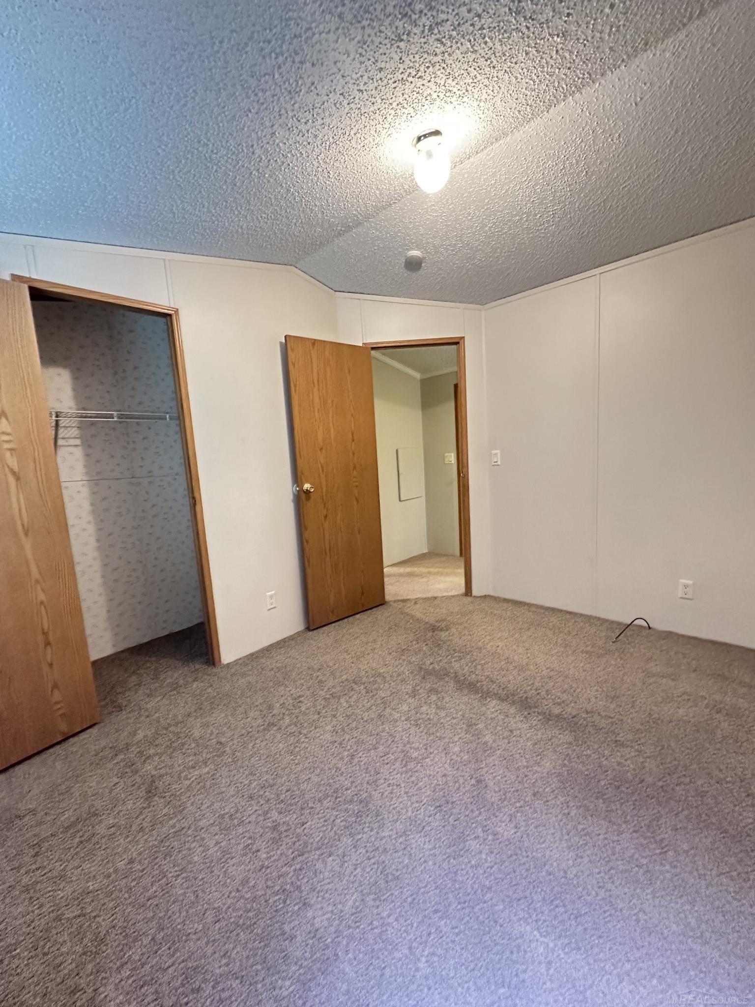 29608 Carousel Street Novi, MI 48377 - Photo 12 of 24 Gallery Image 12