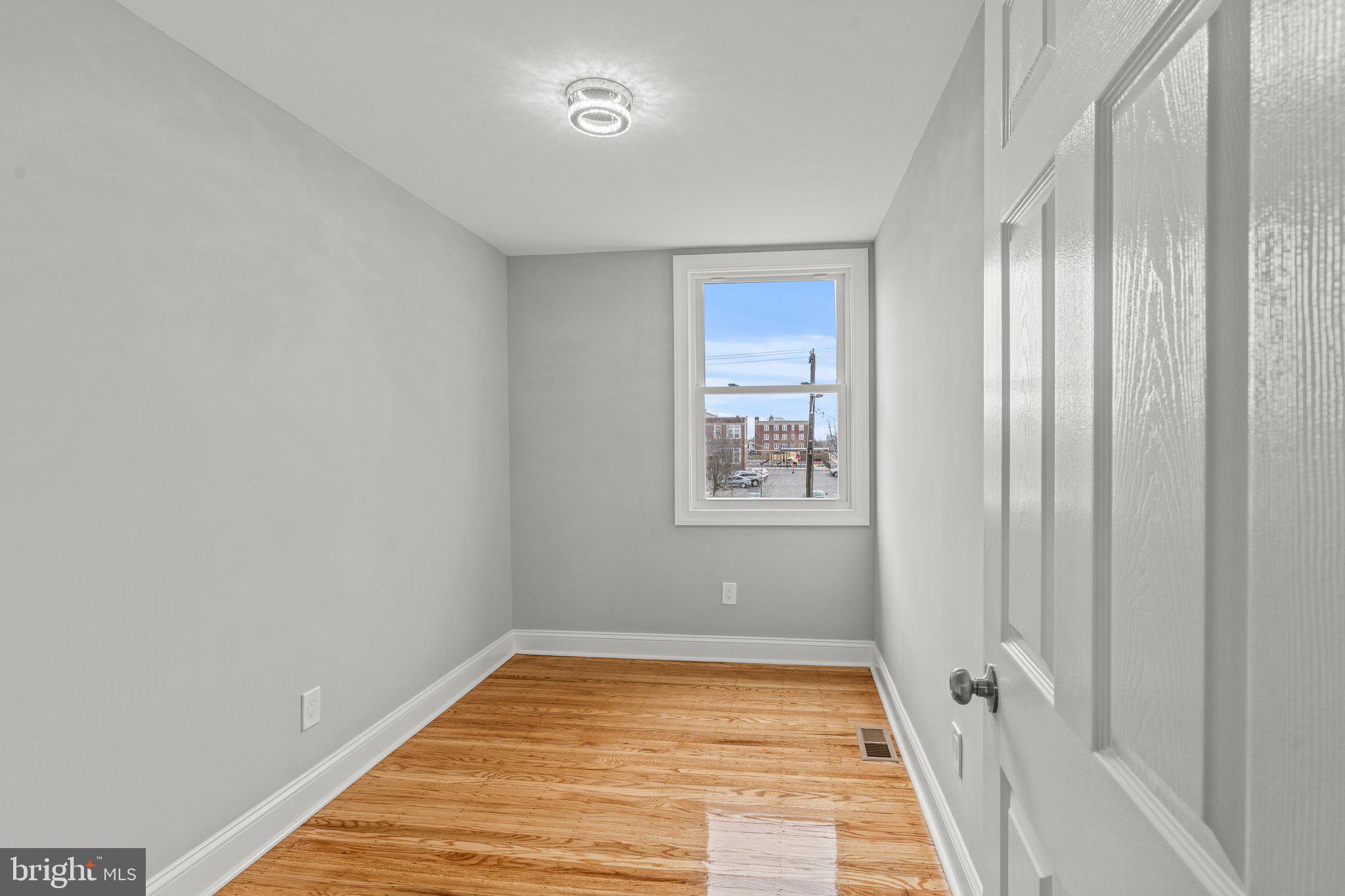 1331 Vernon Road Philadelphia, PA 19150 - Photo 16 of 32 Gallery Image 16