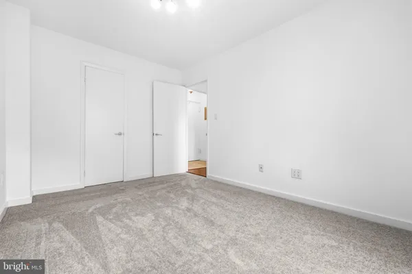 $264,900 | 11911 Parklawn Drive, Unit 301, Rockville, MD 20852