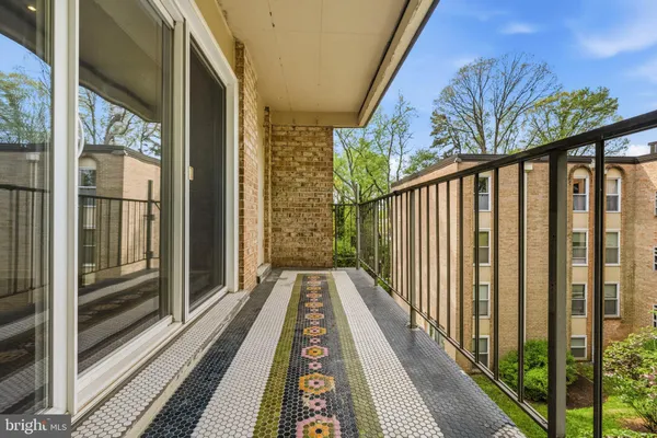 $264,900 | 11911 Parklawn Drive, Unit 301, Rockville, MD 20852