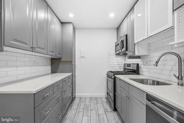 $264,900 | 11911 Parklawn Drive, Unit 301, Rockville, MD 20852
