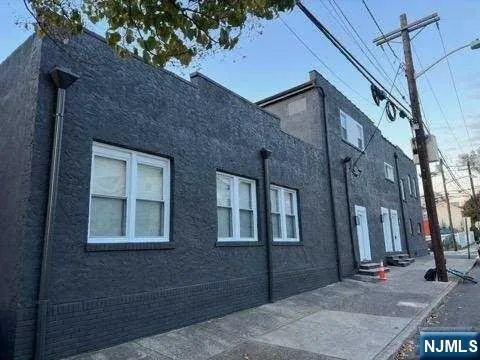 $3,000 | 590 Central Avenue, Unit 2, Carlstadt, NJ 07072