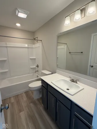 $289,900 | 1087 Lake Court, Shirley, IN 47384