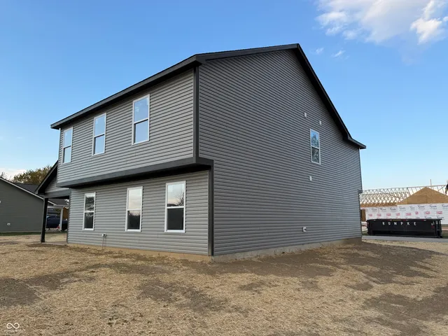 $292,900 | 1087 Lake Court, Shirley, IN 47384