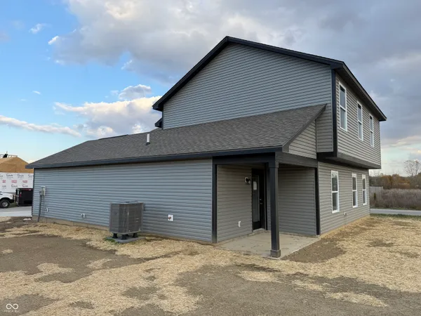 $289,900 | 1087 Lake Court, Shirley, IN 47384