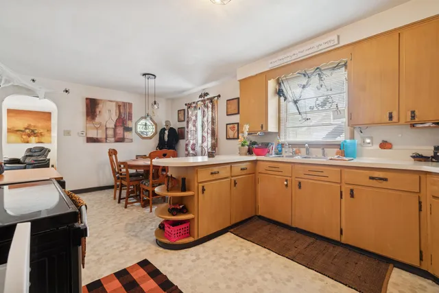 $165,000 | 1424 Roosevelt Avenue, Beloit, WI 53511