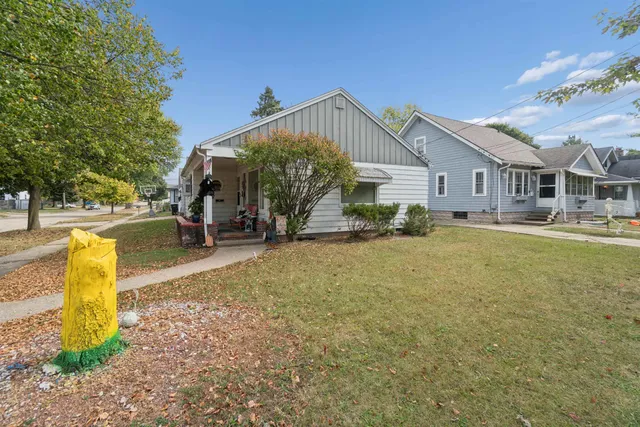 $165,000 | 1424 Roosevelt Avenue, Beloit, WI 53511