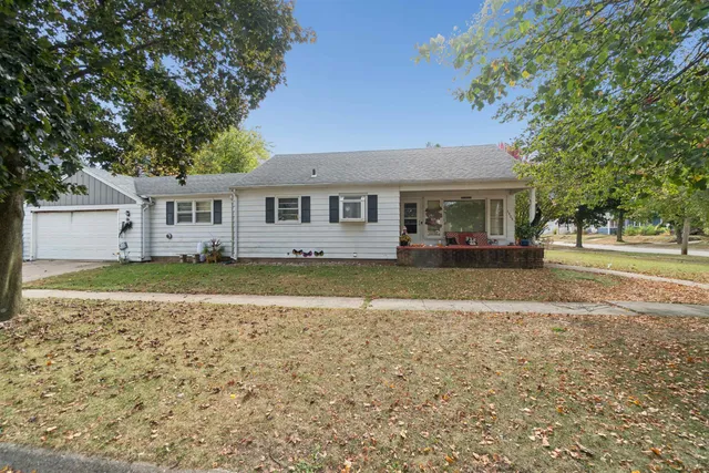 $165,000 | 1424 Roosevelt Avenue, Beloit, WI 53511